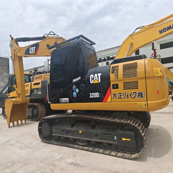 CATERPILLAR 320DL - Pelle sur chenille: photos 5 CATERPILLAR 320DL - Pelle sur chenille: photos 5