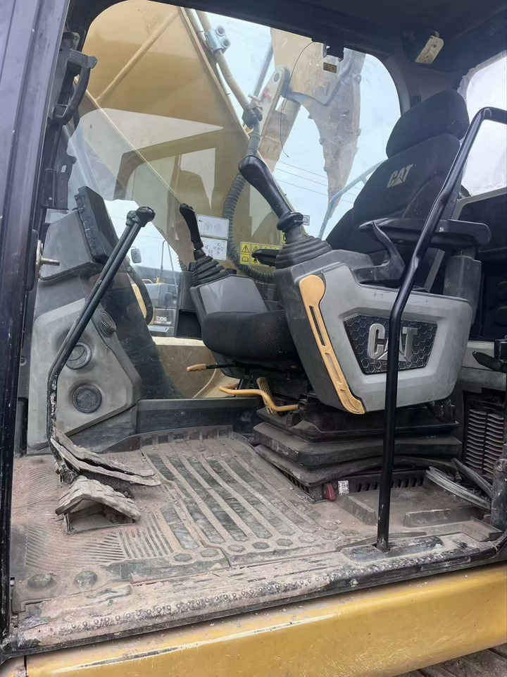 CATERPILLAR 320GC CAT - Pelle sur chenille: photos 3 CATERPILLAR 320GC CAT - Pelle sur chenille: photos 3