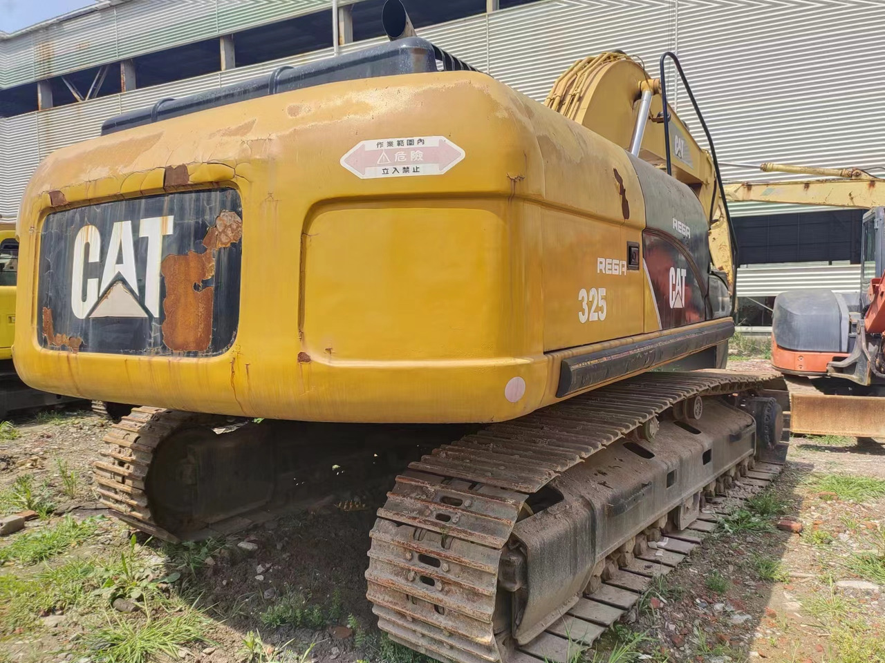 CATERPILLAR 325C 320C - Pelle sur chenille: photos 3 CATERPILLAR 325C 320C - Pelle sur chenille: photos 3