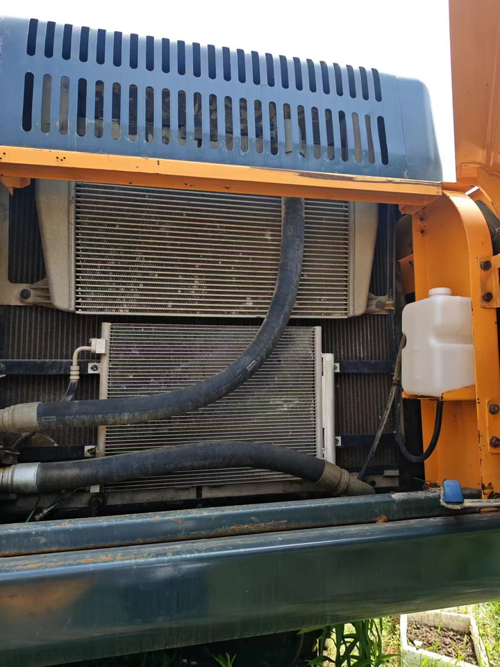 HYUNDAI R385LC-9T - Pelle sur chenille: photos 5 HYUNDAI R385LC-9T - Pelle sur chenille: photos 5