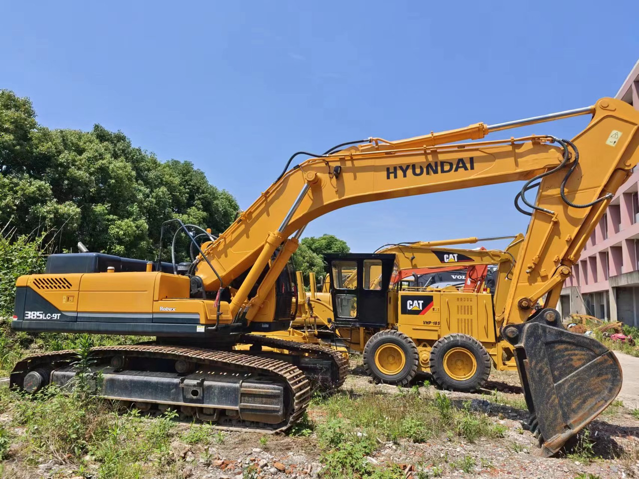 HYUNDAI R385LC-9T - Pelle sur chenille: photos 1 HYUNDAI R385LC-9T - Pelle sur chenille: photos 1
