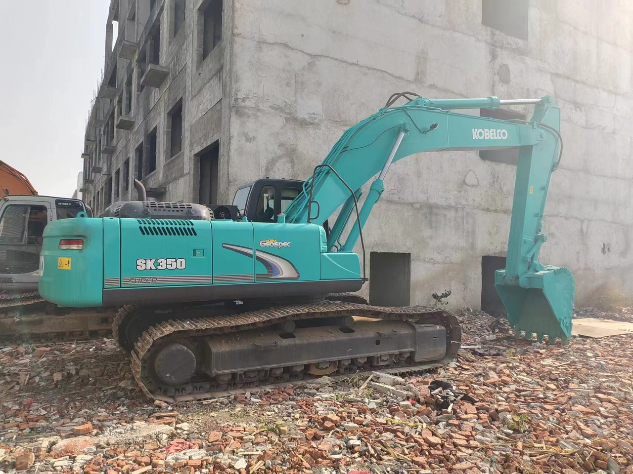 KOBELCO SK350LC-8 - Pelle sur chenille: photos 1 KOBELCO SK350LC-8 - Pelle sur chenille: photos 1