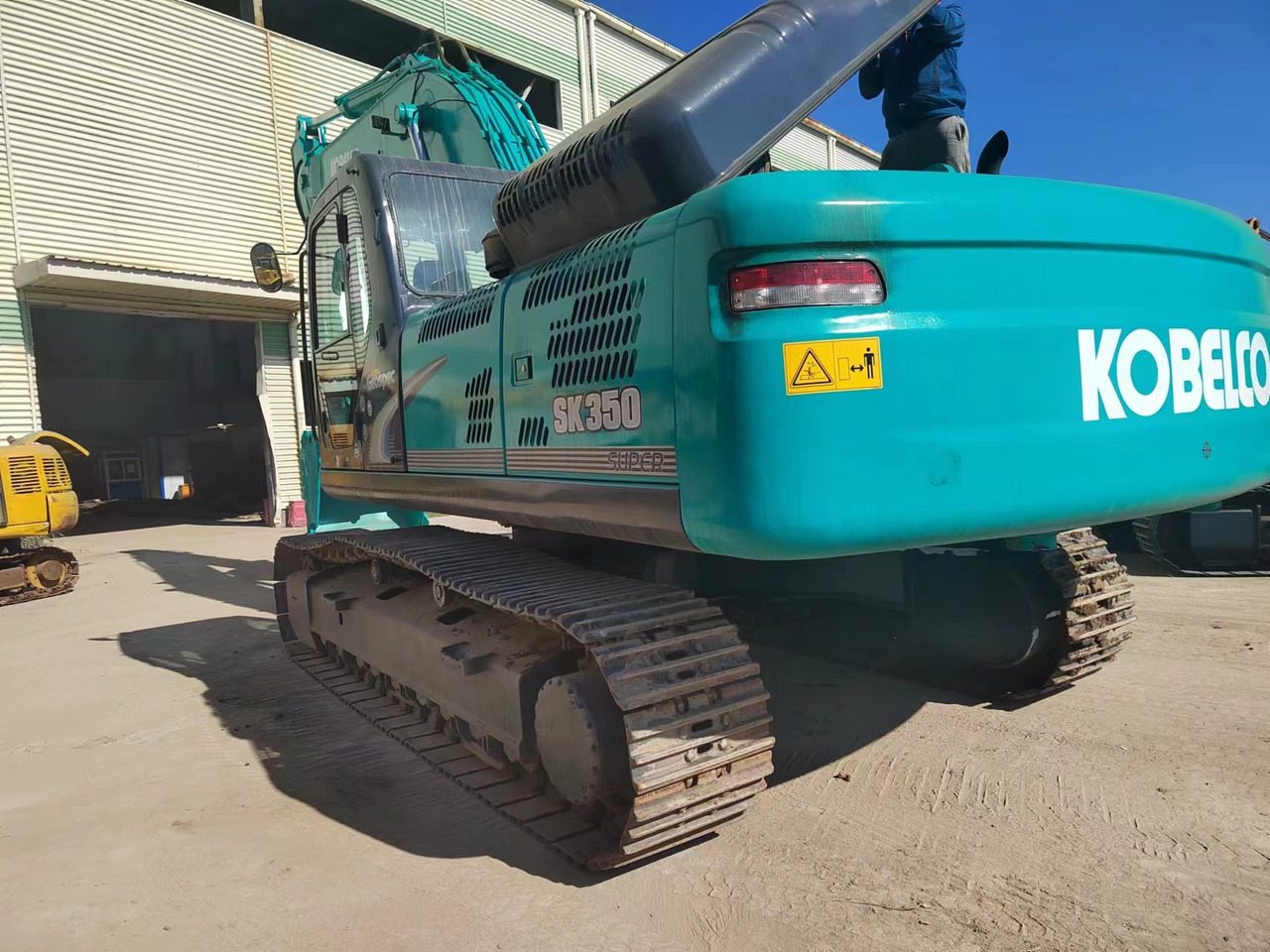 KOBELCO SK350LC-8 - Pelle sur chenille: photos 3 KOBELCO SK350LC-8 - Pelle sur chenille: photos 3