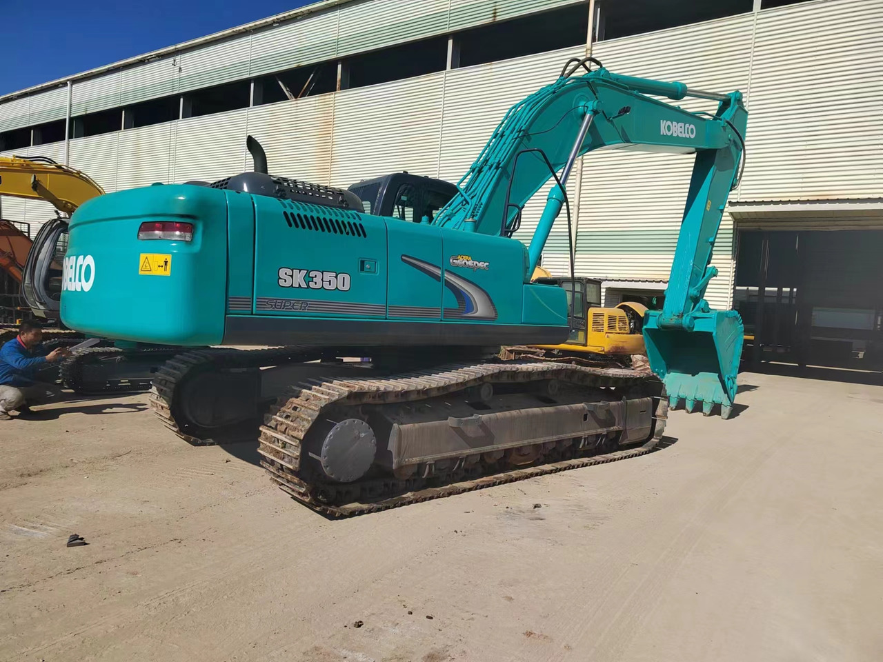 KOBELCO SK350LC-8 - Pelle sur chenille: photos 2 KOBELCO SK350LC-8 - Pelle sur chenille: photos 2