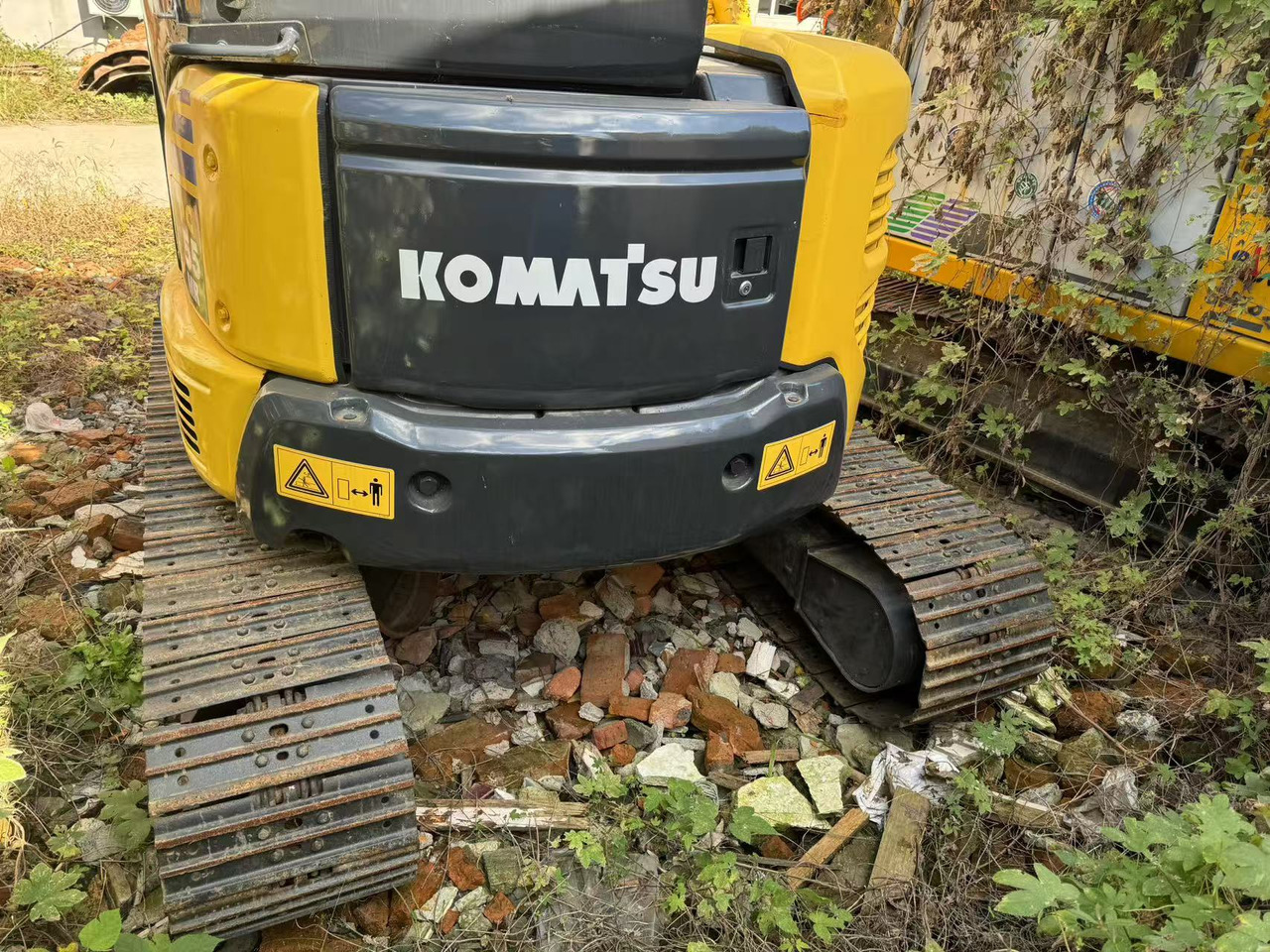 KOMATSU PC55MR - Mini pelle: photos 5 KOMATSU PC55MR - Mini pelle: photos 5