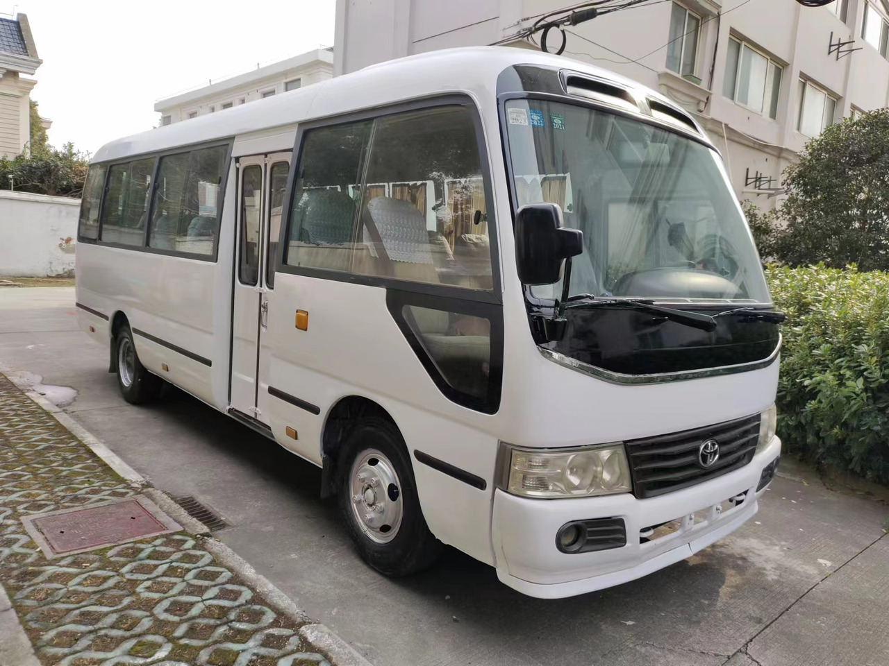 TOYOTA coaster - Minibus, Transport de personnes: photos 1 TOYOTA coaster - Minibus, Transport de personnes: photos 1