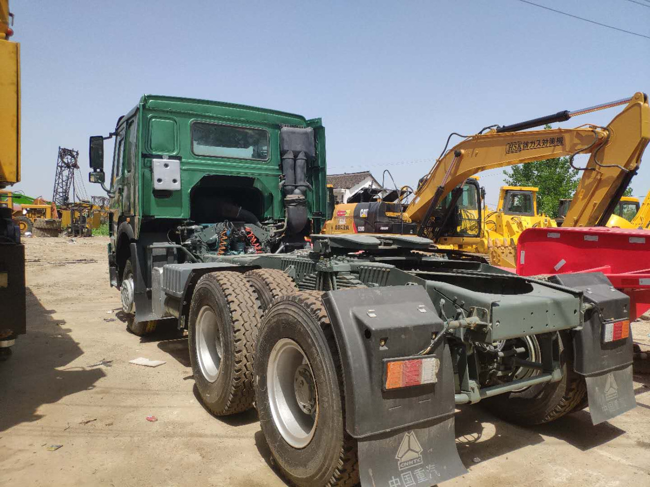 HOWO 420 - Tracteur routier: photos 4 HOWO 420 - Tracteur routier: photos 4