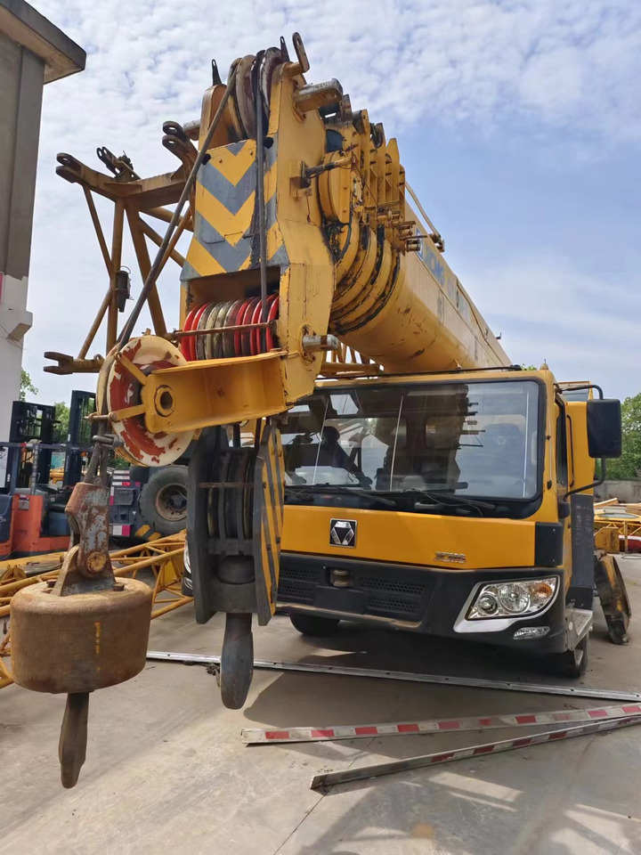 XCMG QY100K - Grue mobile: photos 5 XCMG QY100K - Grue mobile: photos 5