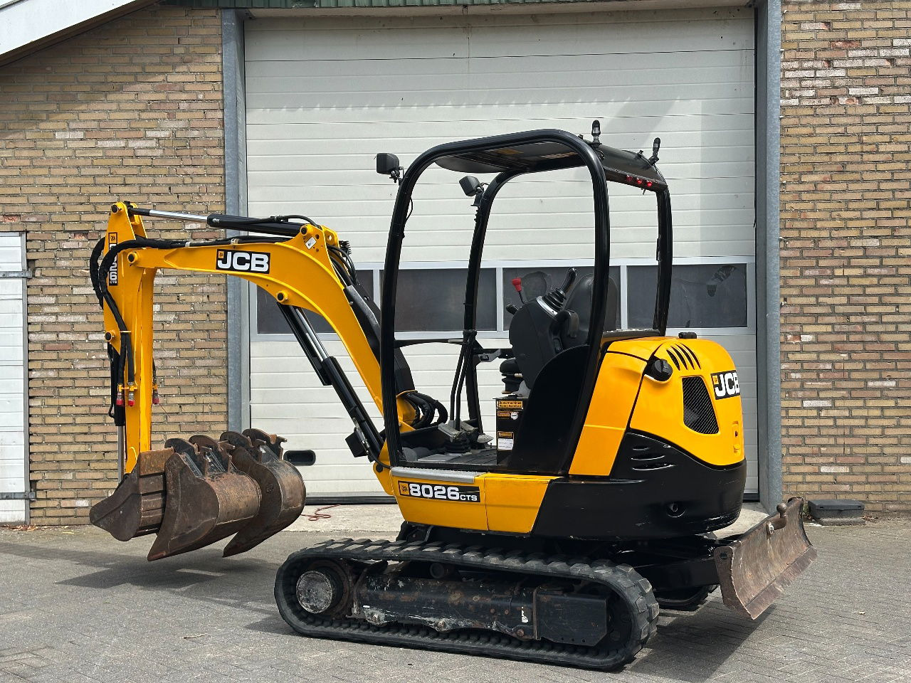 JCB 8026 - Mini pelle: photos 3 JCB 8026 - Mini pelle: photos 3