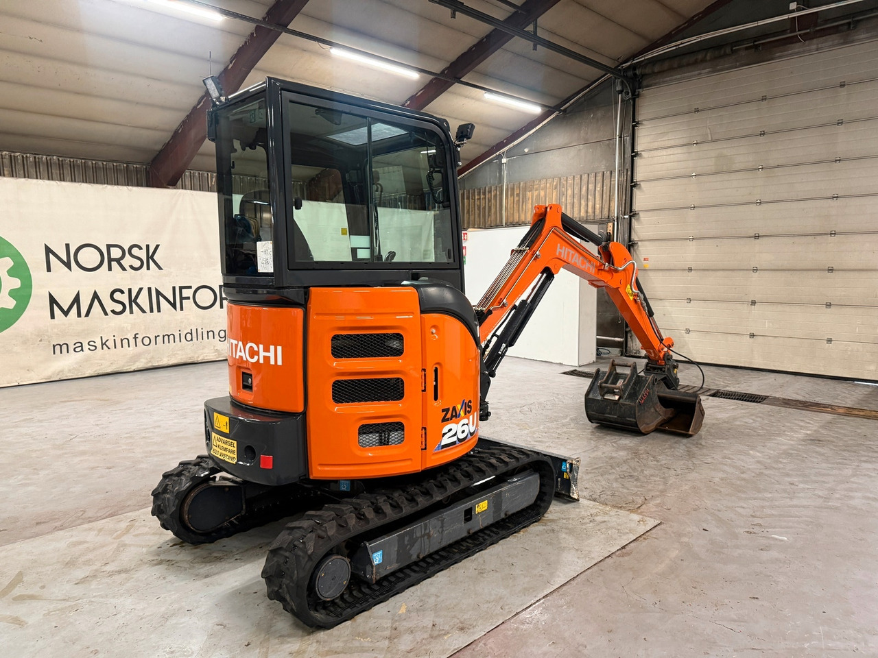 Hitachi ZX26U-6 - Mini pelle: photos 5 Hitachi ZX26U-6 - Mini pelle: photos 5