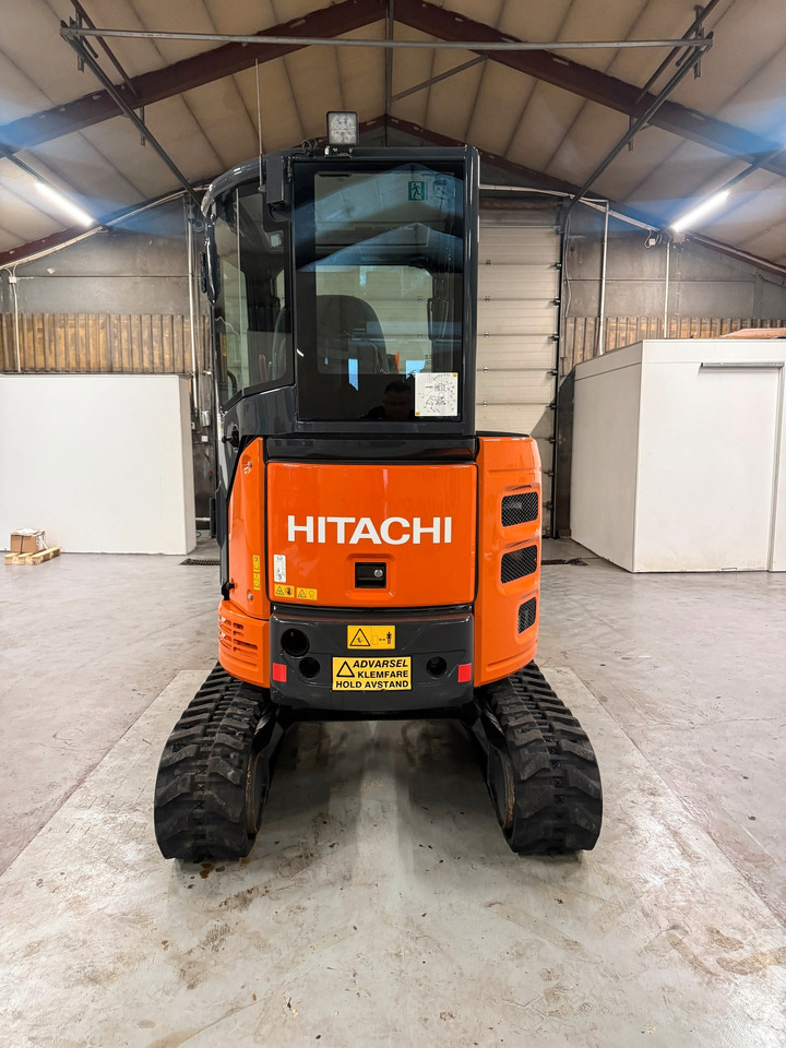 Hitachi ZX26U-6 - Mini pelle: photos 4 Hitachi ZX26U-6 - Mini pelle: photos 4