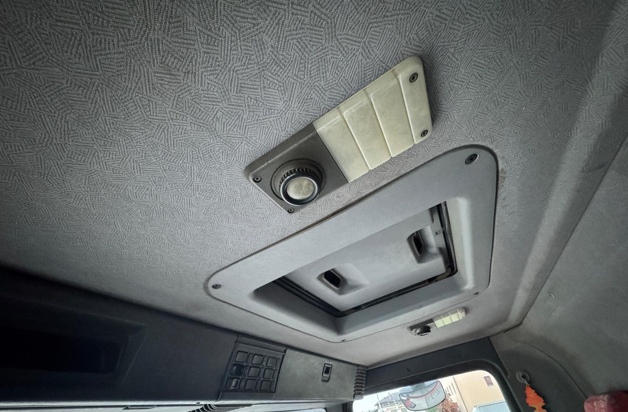 Scania R124/470 Ribaltabile 8X4 - Camion benne: photos 5 Scania R124/470 Ribaltabile 8X4 - Camion benne: photos 5