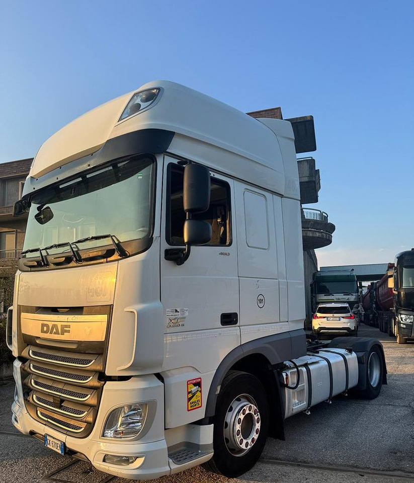 DAF XF 460 FT - 2017 - Tracteur routier: photos 1 DAF XF 460 FT - 2017 - Tracteur routier: photos 1