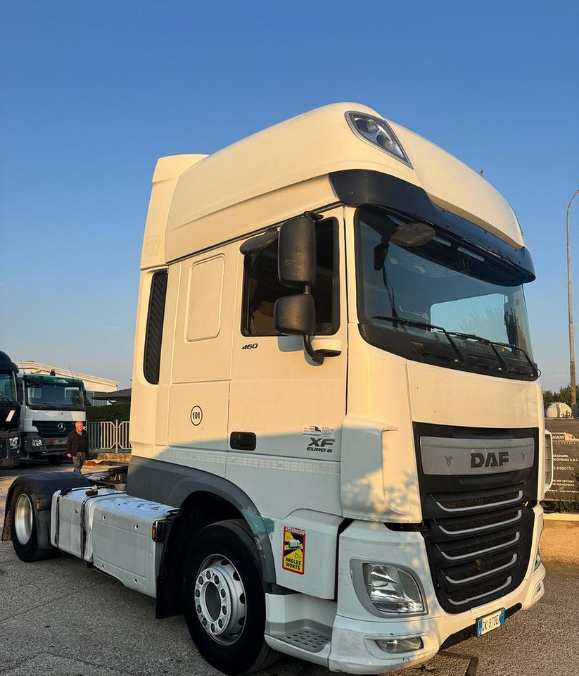 DAF XF 460 FT - 2017 - Tracteur routier: photos 3 DAF XF 460 FT - 2017 - Tracteur routier: photos 3