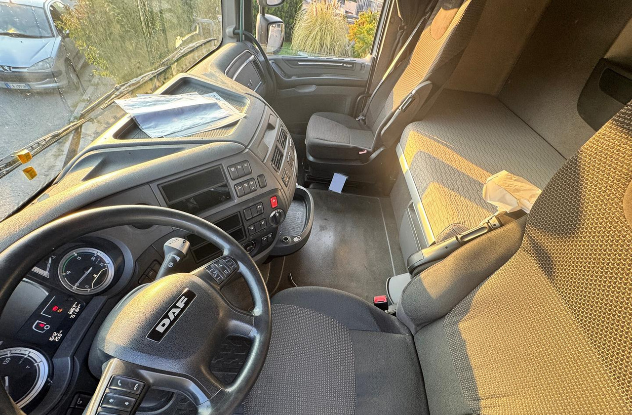 DAF XF 460 FT - 2017 - Tracteur routier: photos 5 DAF XF 460 FT - 2017 - Tracteur routier: photos 5