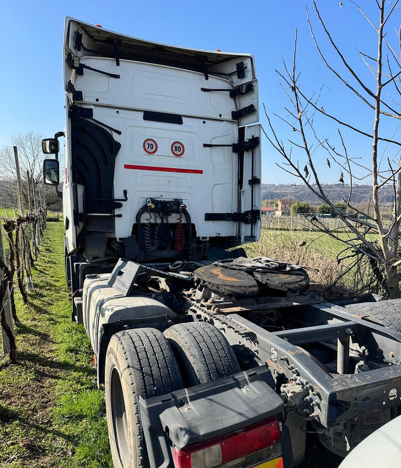 Trattore stradale Renault T460 - 2015 - Tracteur routier: photos 2 Trattore stradale Renault T460 - 2015 - Tracteur routier: photos 2