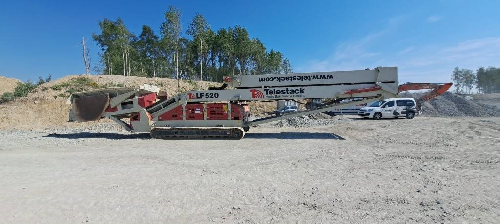 Telestack LF520 - Bande transporteuse: photos 2 Telestack LF520 - Bande transporteuse: photos 2