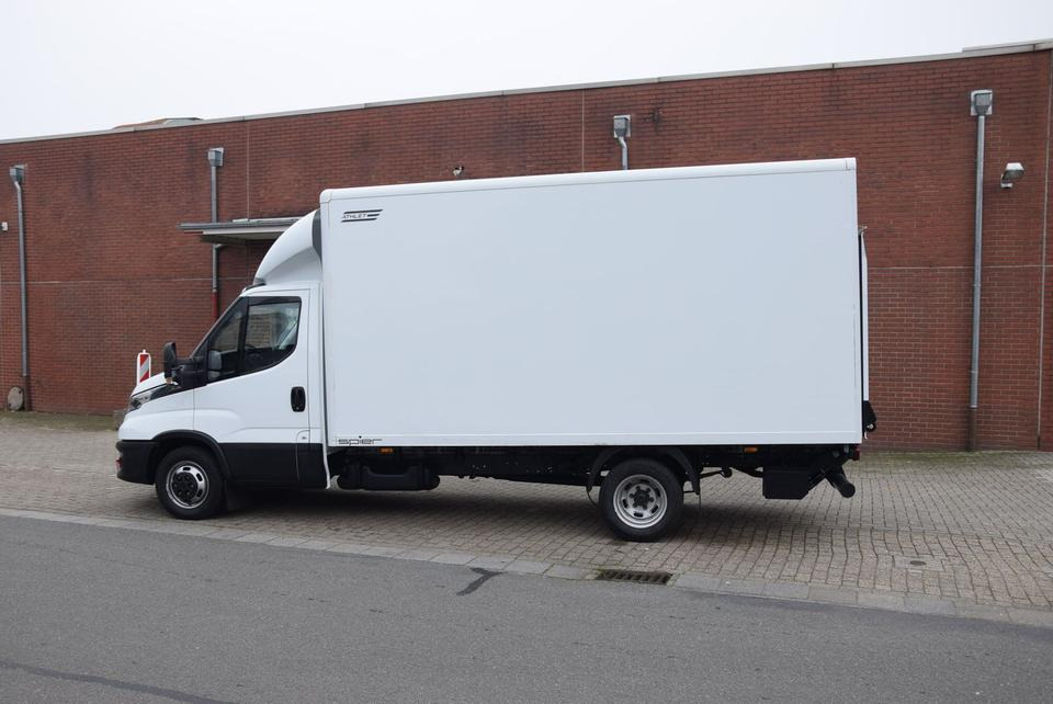 Iveco Daily 35 C 16 Koffer LBW Klima Spoiler TÜV NEU - Fourgon grand volume: photos 5 Iveco Daily 35 C 16 Koffer LBW Klima Spoiler TÜV NEU - Fourgon grand volume: photos 5