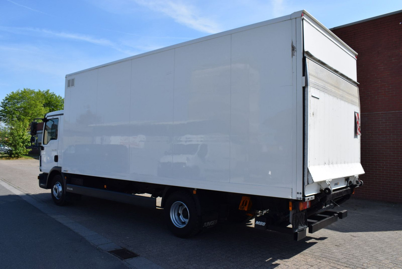 MAN TGL 8.180 Kühlkoffer 6,20mLBW 1000KG Klima - Utilitaire frigorifique: photos 4 MAN TGL 8.180 Kühlkoffer 6,20mLBW 1000KG Klima - Utilitaire frigorifique: photos 4