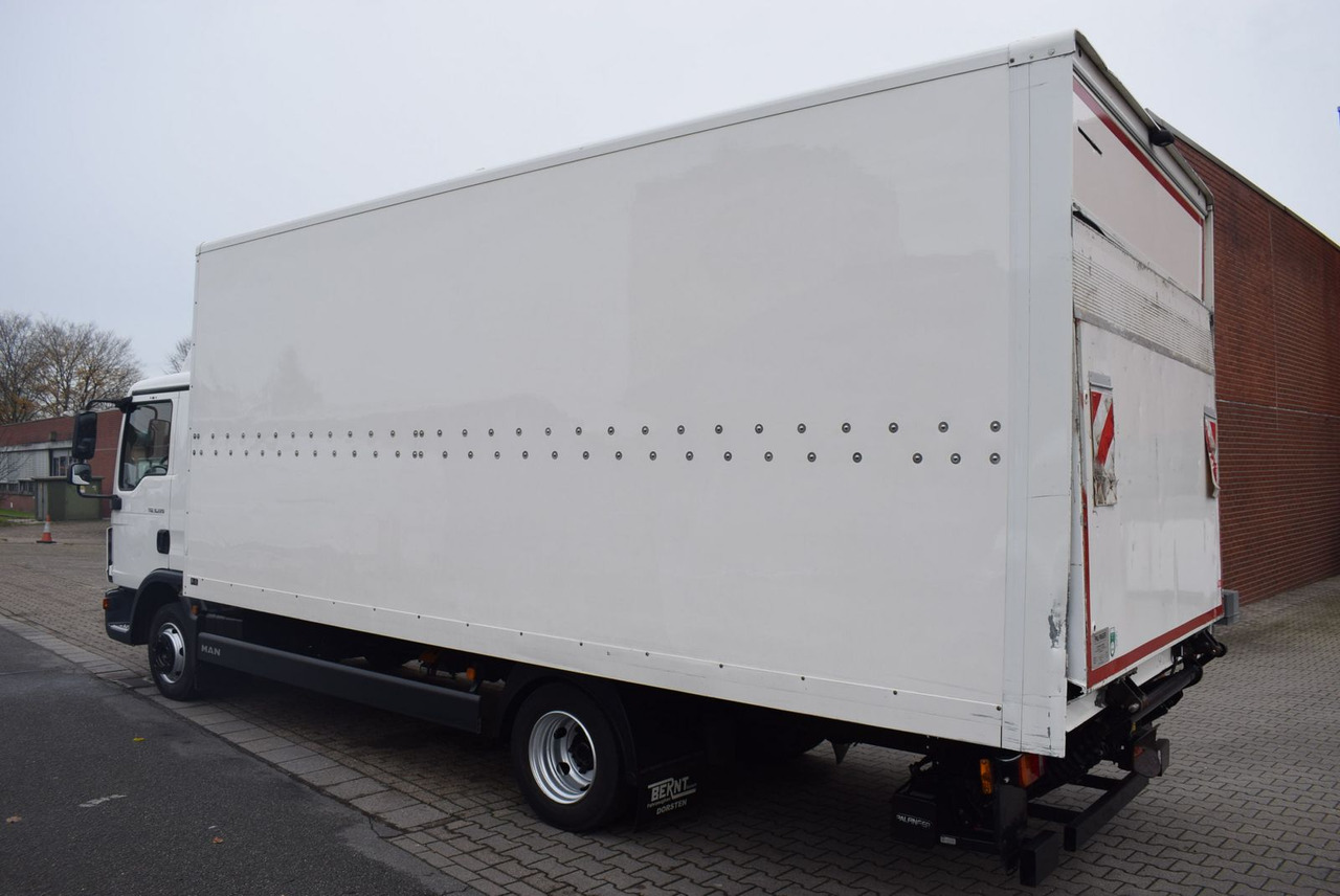MAN TGL 8.220 Koffer LBW Klima EURO6 Luftfederung - Fourgon grand volume: photos 4 MAN TGL 8.220 Koffer LBW Klima EURO6 Luftfederung - Fourgon grand volume: photos 4