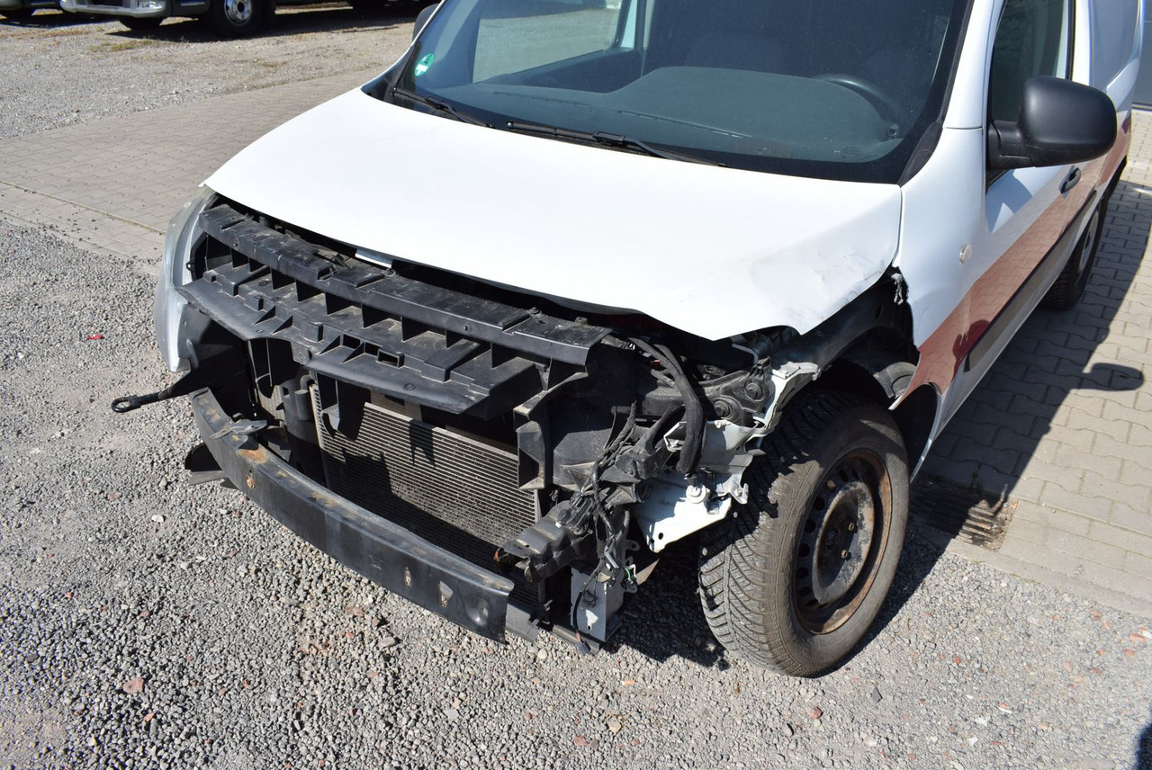 Fourgonnette Mercedes-Benz Citan 109 CDI lang Klima AHK Regale UNFALL: photos 10