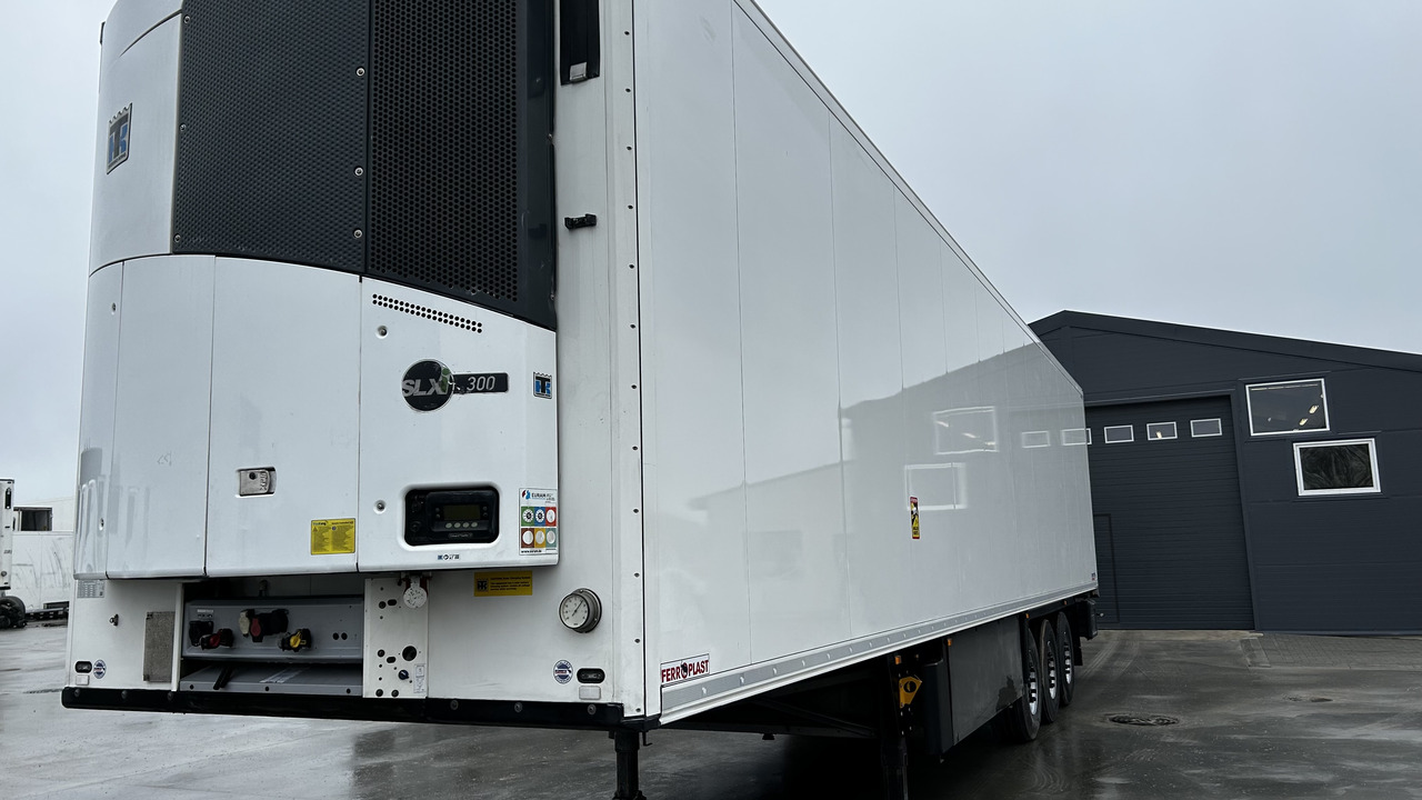 SCHMITZ SKO 24 - Semi-remorque frigorifique: photos 4 SCHMITZ SKO 24 - Semi-remorque frigorifique: photos 4