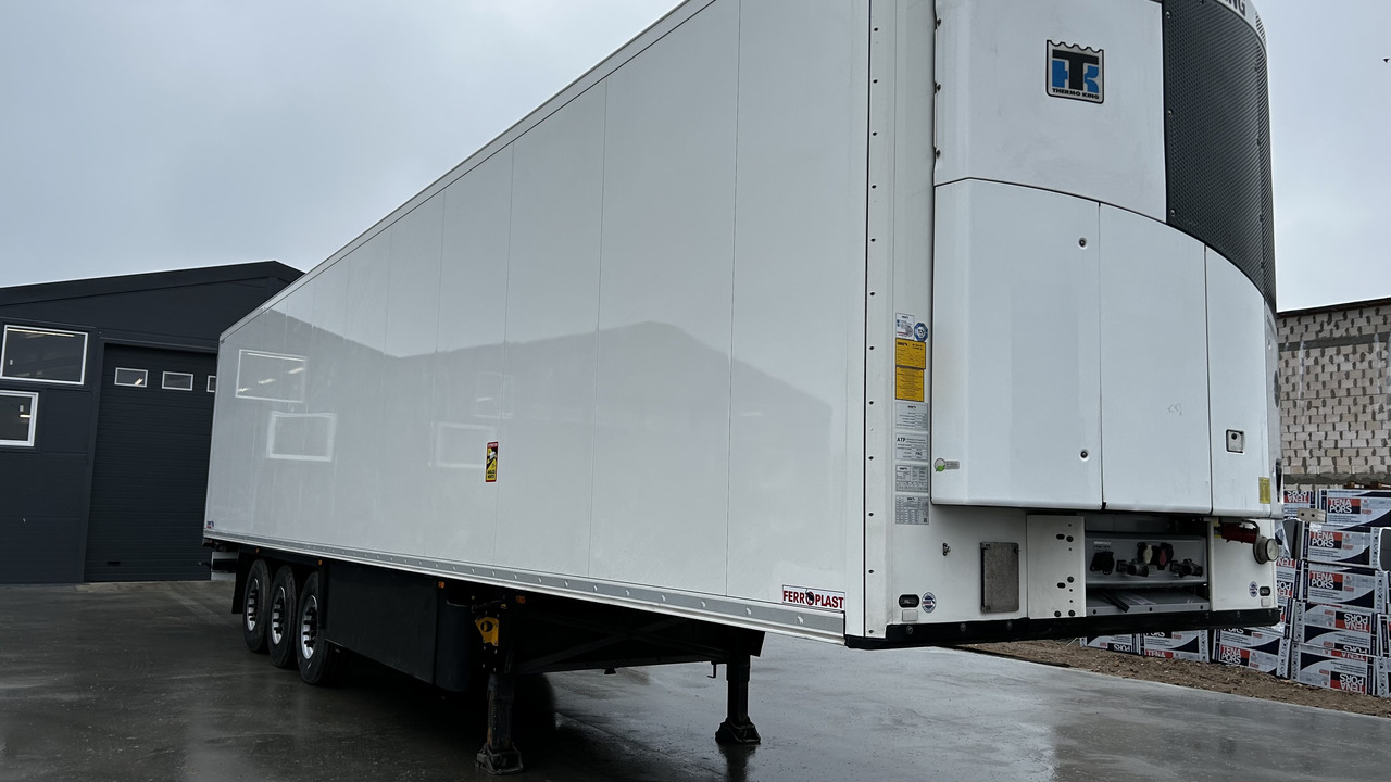 SCHMITZ SKO 24 - Semi-remorque frigorifique: photos 1 SCHMITZ SKO 24 - Semi-remorque frigorifique: photos 1