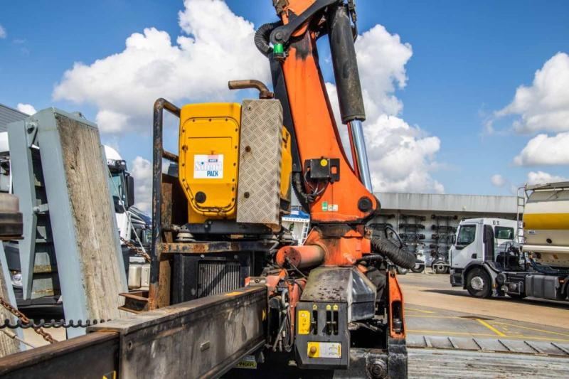 Semi-remorque surbaissé Castera CRANE/KRAN/GRUE-PALFINGER 22002 (2xHydr.): photos 8