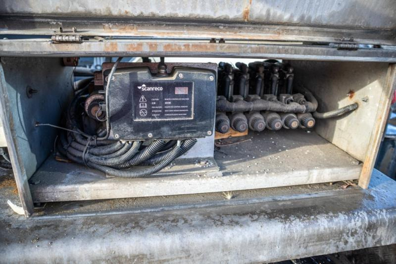 Iveco EUROTRAKKER 400+BAND/TAPIS/BELT-T40 en leasing occasion Iveco EUROTRAKKER 400+BAND/TAPIS/BELT-T40: photos 9 Iveco EUROTRAKKER 400+BAND/TAPIS/BELT-T40 en leasing occasion Iveco EUROTRAKKER 400+BAND/TAPIS/BELT-T40: photos 9