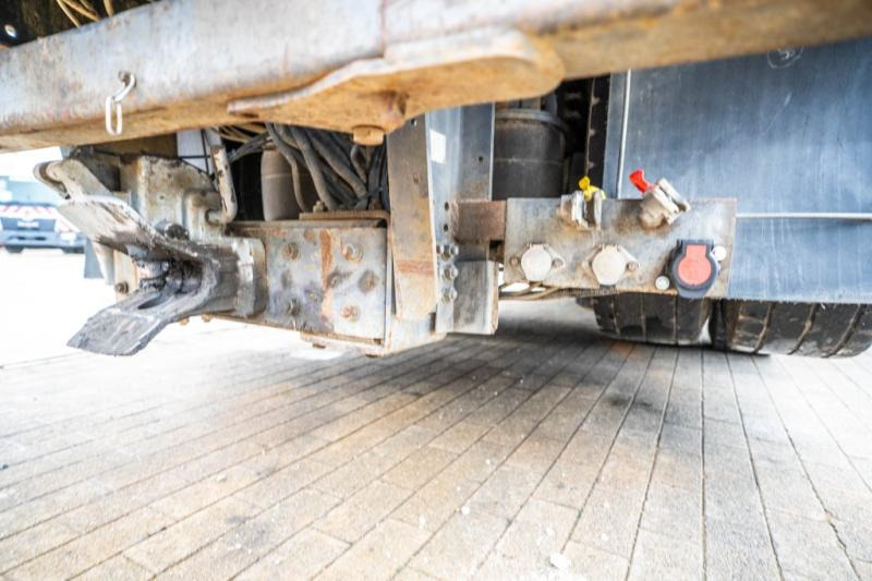 Camion plateau Renault LANDER 460 DXI -6X2+10 pneus/tires+INTARDER: photos 8 Camion plateau Renault LANDER 460 DXI -6X2+10 pneus/tires+INTARDER: photos 8