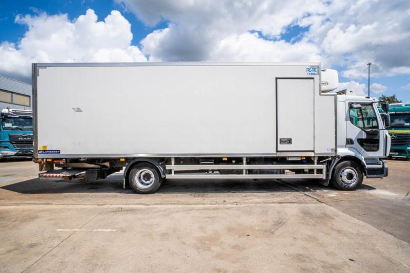 Renault MIDLUM 220 DXI (16t)+CARRIER+DHOLLANDIA - Camion frigorifique: photos 3 Renault MIDLUM 220 DXI (16t)+CARRIER+DHOLLANDIA - Camion frigorifique: photos 3