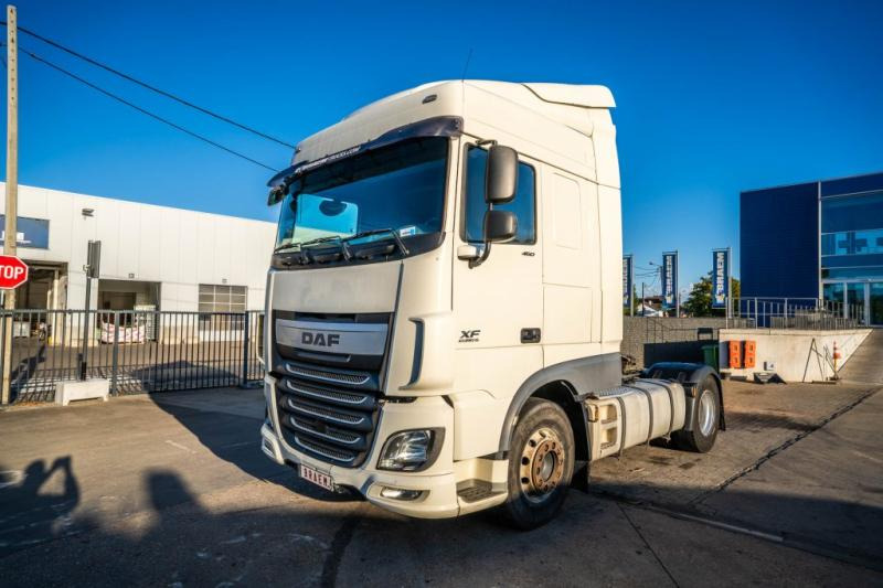 DAF XF 460 + HYDR. (50ton) - Tracteur routier: photos 1 DAF XF 460 + HYDR. (50ton) - Tracteur routier: photos 1