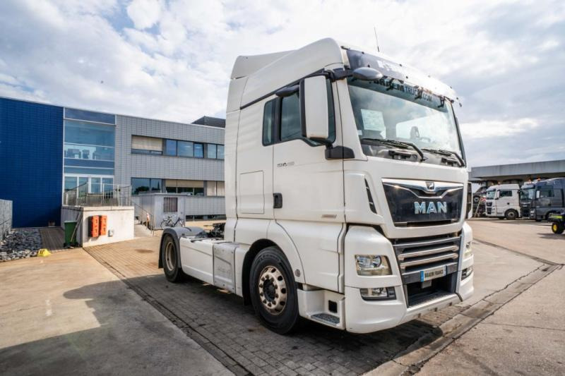 MAN TGX 18 460 XLX BLS+INTARDER+ADR+KIPHYDR. - Tracteur routier: photos 2 MAN TGX 18 460 XLX BLS+INTARDER+ADR+KIPHYDR. - Tracteur routier: photos 2