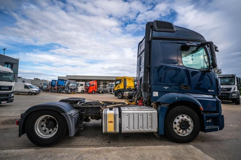 Tracteur routier Mercedes ACTROS 1843 LS + HYDRAULIQUE: photos 6