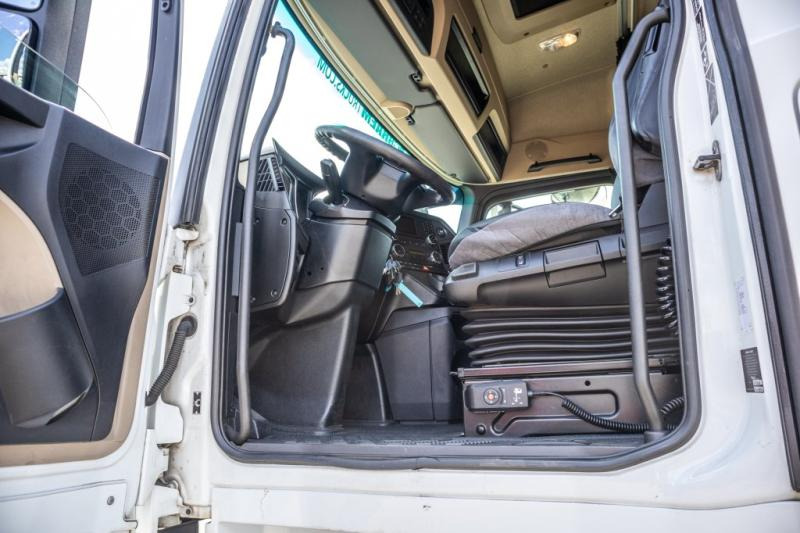 Tracteur routier Mercedes ACTROS 1845 LS: photos 8