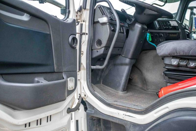 Camion à rideaux coulissants Volvo FM 330+10 pneus/tires-intarder: photos 8