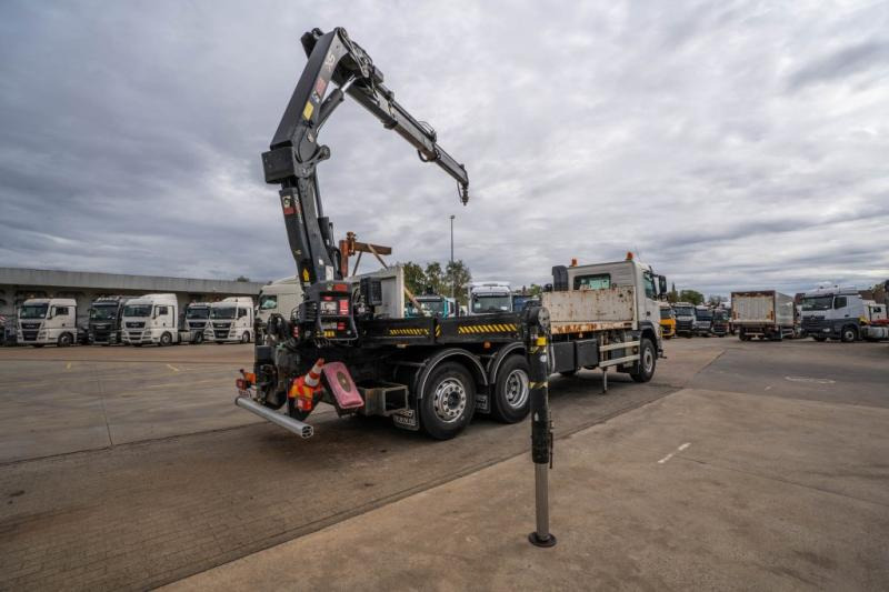 Volvo FM 410 DXI -6X2+HIAB 24 T/m/2x - Camion plateau, Camion grue: photos 4 Volvo FM 410 DXI -6X2+HIAB 24 T/m/2x - Camion plateau, Camion grue: photos 4