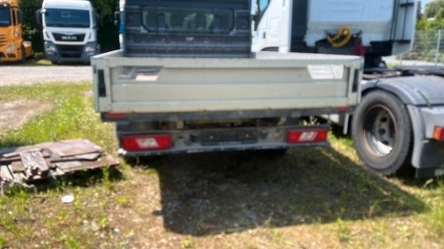 Ford Transit Doka Pritsche - Utilitaire plateau: photos 2 Ford Transit Doka Pritsche - Utilitaire plateau: photos 2