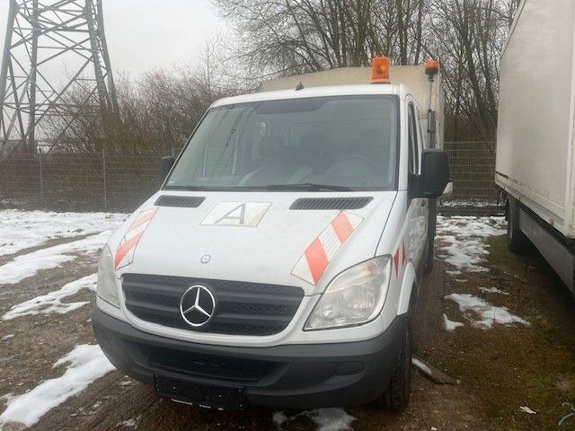 Mercedes-Benz Sprinter - Utilitaire benne: photos 3 Mercedes-Benz Sprinter - Utilitaire benne: photos 3