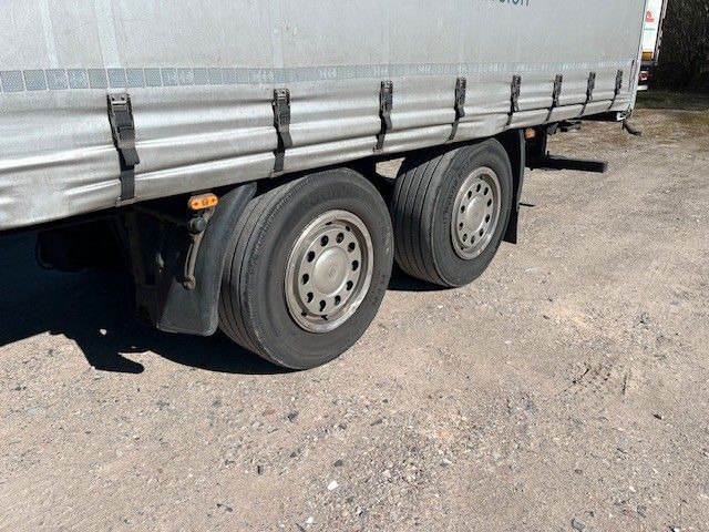 Orten AG 18 Liftachse Staplerhalterung Schiebeplan AG 18 Liftachse Staplerhalterung Schiebeplan - Remorque rideaux coulissants: photos 2 Orten AG 18 Liftachse Staplerhalterung Schiebeplan AG 18 Liftachse Staplerhalterung Schiebeplan - Remorque rideaux coulissants: photos 2