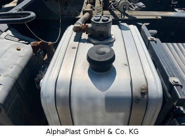 MAN 18.400 / 4x2 Hydraulik MAN 18.400 / 4x2 Hydraulik Orginal KM TipTop - Tracteur routier: photos 4 MAN 18.400 / 4x2 Hydraulik MAN 18.400 / 4x2 Hydraulik Orginal KM TipTop - Tracteur routier: photos 4