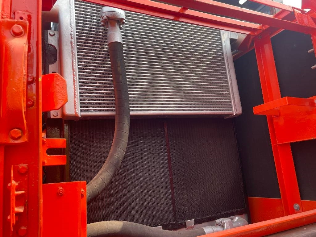 Doosan DX 300 - Pelle sur chenille: photos 5 Doosan DX 300 - Pelle sur chenille: photos 5