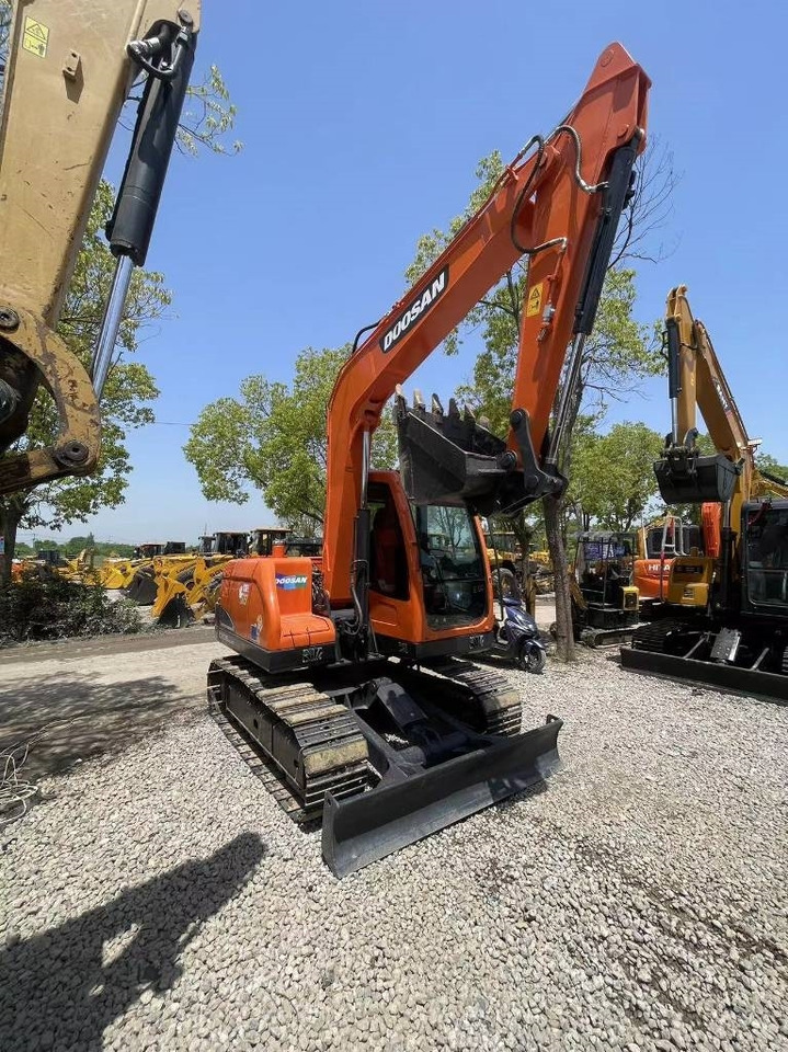 Doosan DX 75-9 C - Mini pelle: photos 3 Doosan DX 75-9 C - Mini pelle: photos 3