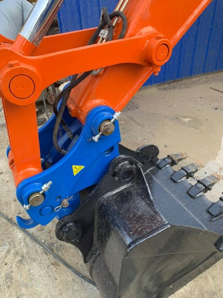 Doosan DX 75-9 C  - Mini pelle: photos 4 Doosan DX 75-9 C  - Mini pelle: photos 4