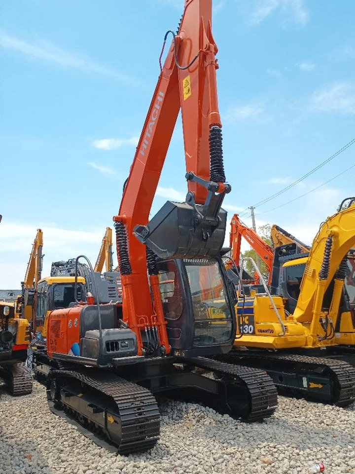 Hitachi ZX 120 - Pelle sur chenille: photos 5 Hitachi ZX 120 - Pelle sur chenille: photos 5