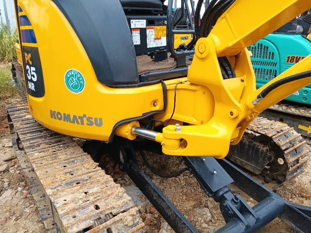 Komatsu PC 35 - Pelle sur chenille: photos 3 Komatsu PC 35 - Pelle sur chenille: photos 3