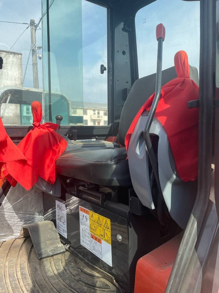 Kubota U 35 - Mini pelle: photos 4 Kubota U 35 - Mini pelle: photos 4