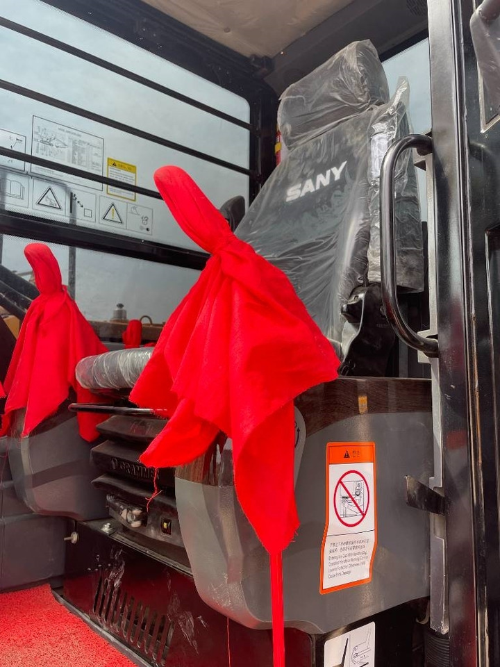 Sany SY 95 C - Mini pelle: photos 3 Sany SY 95 C - Mini pelle: photos 3