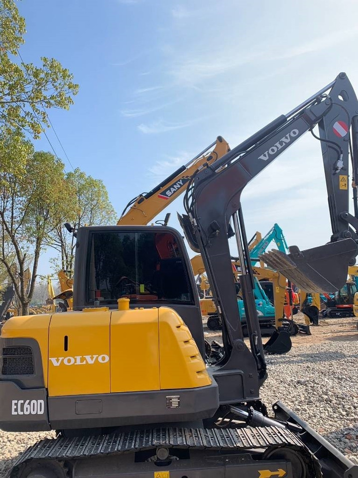 Volvo EC 60  - Mini pelle: photos 3 Volvo EC 60  - Mini pelle: photos 3