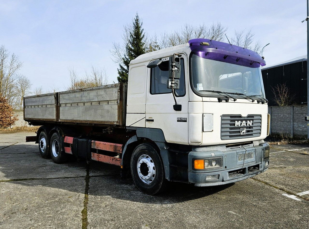 MAN 26.403 - Camion benne: photos 4 MAN 26.403 - Camion benne: photos 4